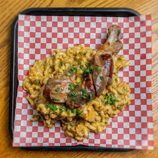 Cajun Mac & Sausage Turkey Leg